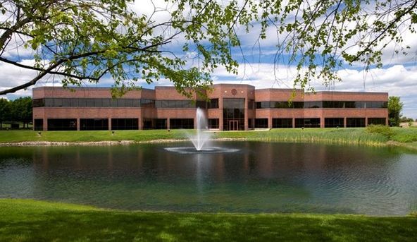 Brookfield Lakes Corporate Center XV: 300 Patrick Boulevard, Brookfield, WI 53045